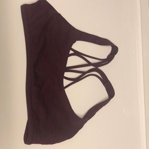 LULULEMON SPORTS BRA SIZE 4